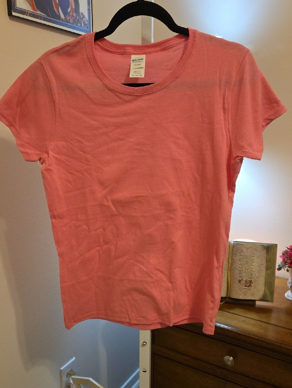 Gildan Women's Crew Neck Tee in Coral Pink
